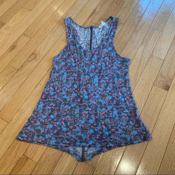 silence + noise Tops - Silence + Noise (UO) Floral Racerback Tank size XS